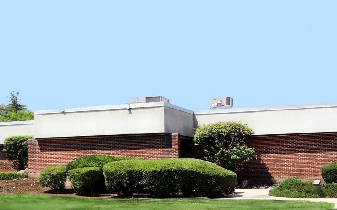 Industrial/Flex Building – 360 Melvin Drive, Northbrook, IL